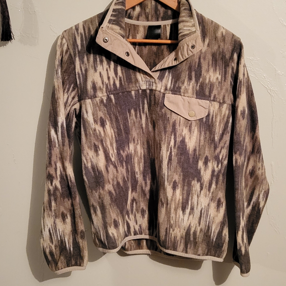 Patterned Pullover Sweater